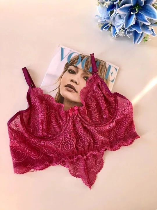 Cropped  Top de renda rosa ou preto