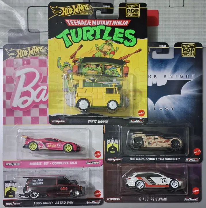 Hot wheels pop culture barbie tartarugas batman