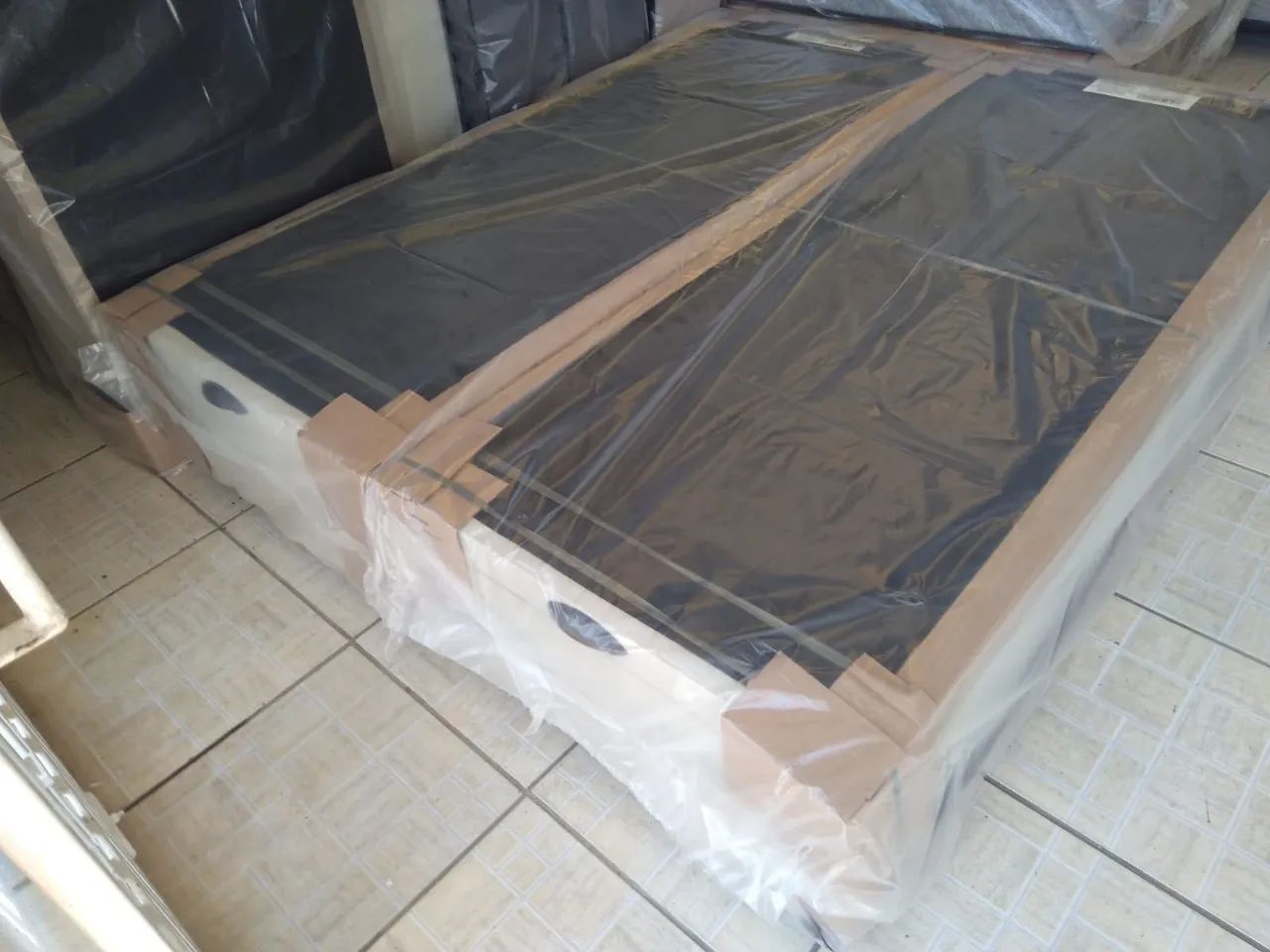 Box baú Queen novo 158 x 198 - Foto 5
