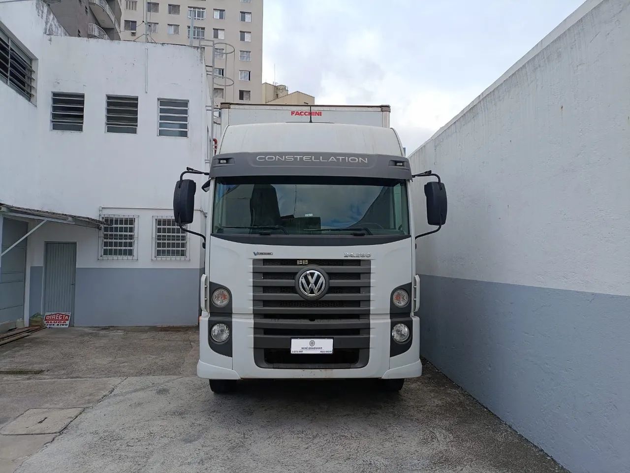 Caminhão VW Constellation 24.280 - Baú 2022 Teto Alto Leito 6x2 Automatico - Foto 10