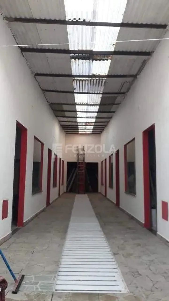 Prédio à venda no Bairro Dezoito do Forte - - 2 quartos, 4 vagas - Foto 2
