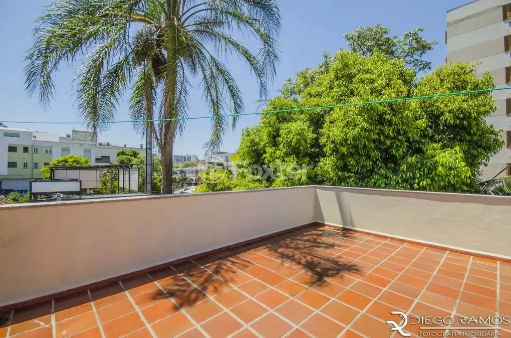 Imóvel para venda tem 158 m² com 2 quartos em Jardim São Pedro - Porto Alegre - RS