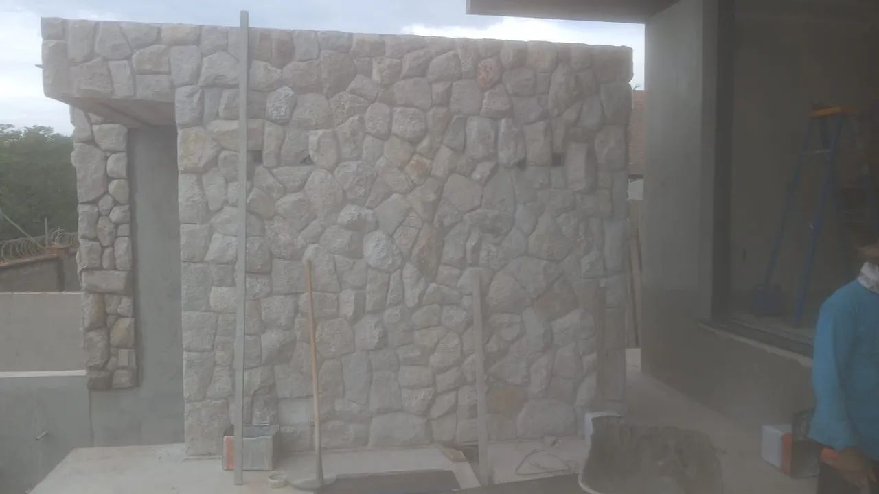 Estalacao de pedras - Foto 4