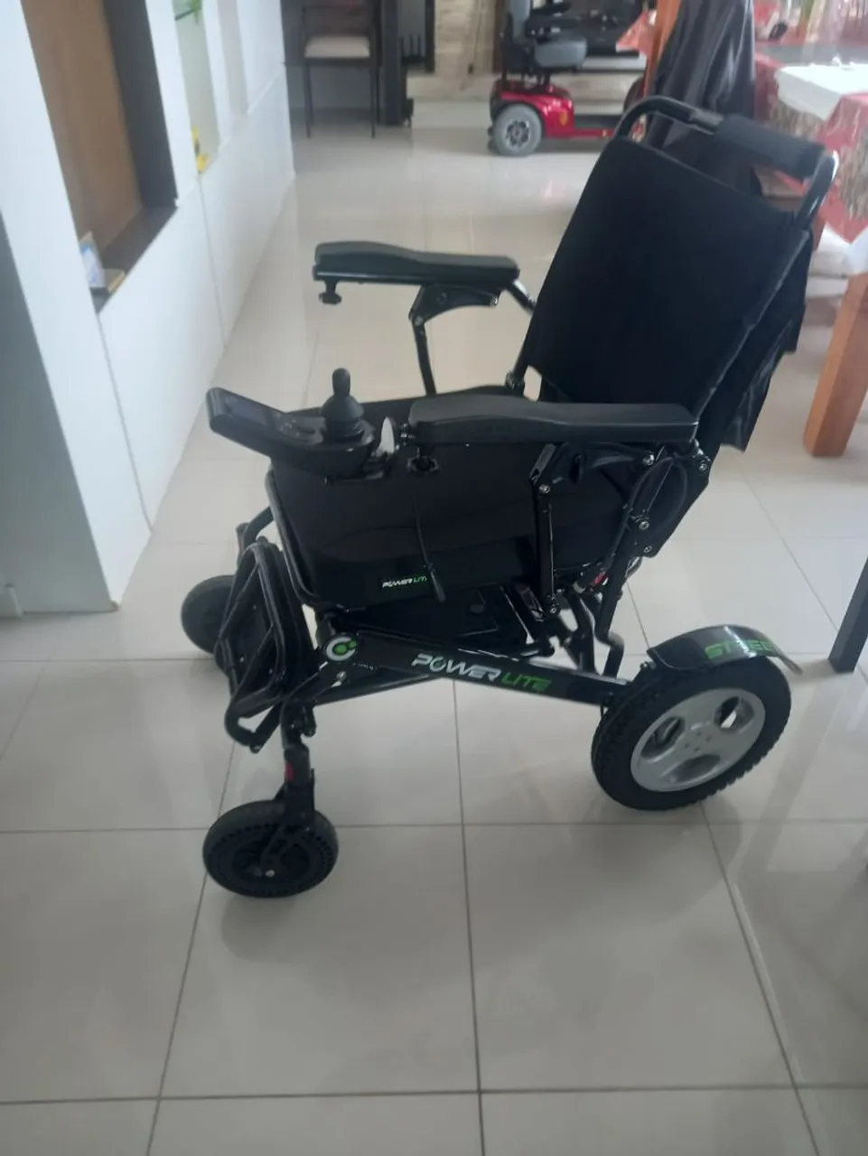 Cadeira de Rodas Elétrica Power Lite