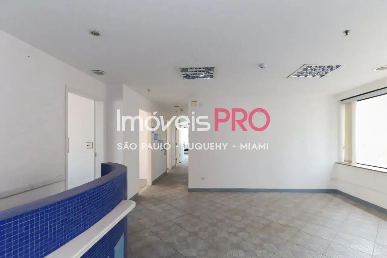Conjunto comercial o composto pela integração de 4 conjuntos, totalizando 338 m2 !