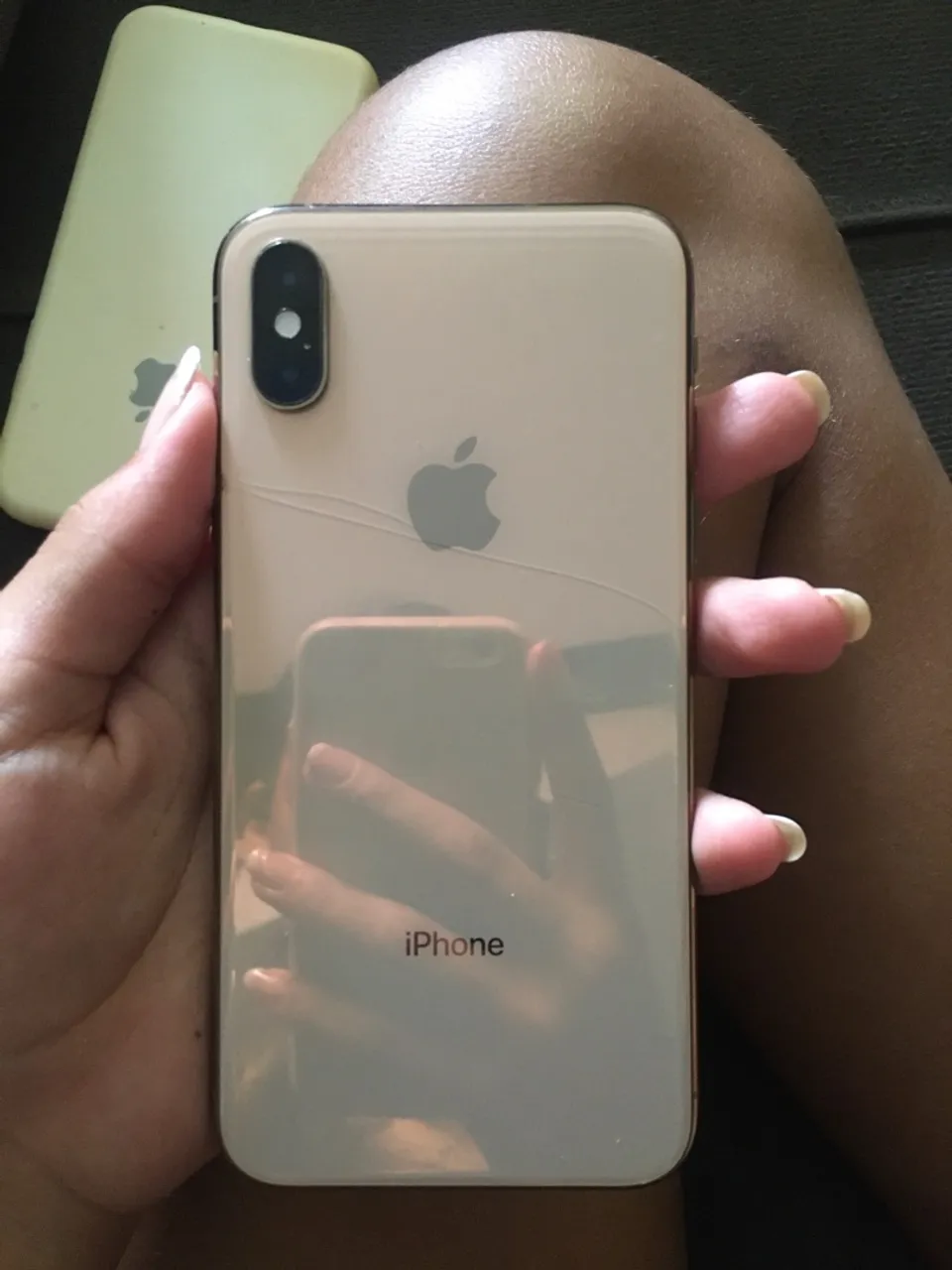Vendo iPhone XS para retirada de peças