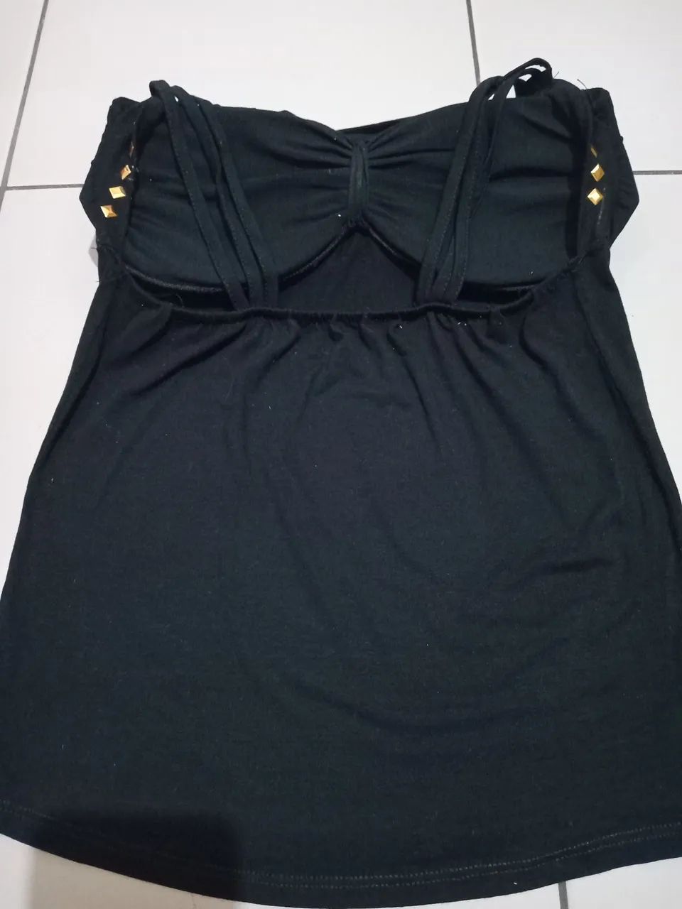 Kit 2 Blusas com Detalhes Dourados - Foto 5
