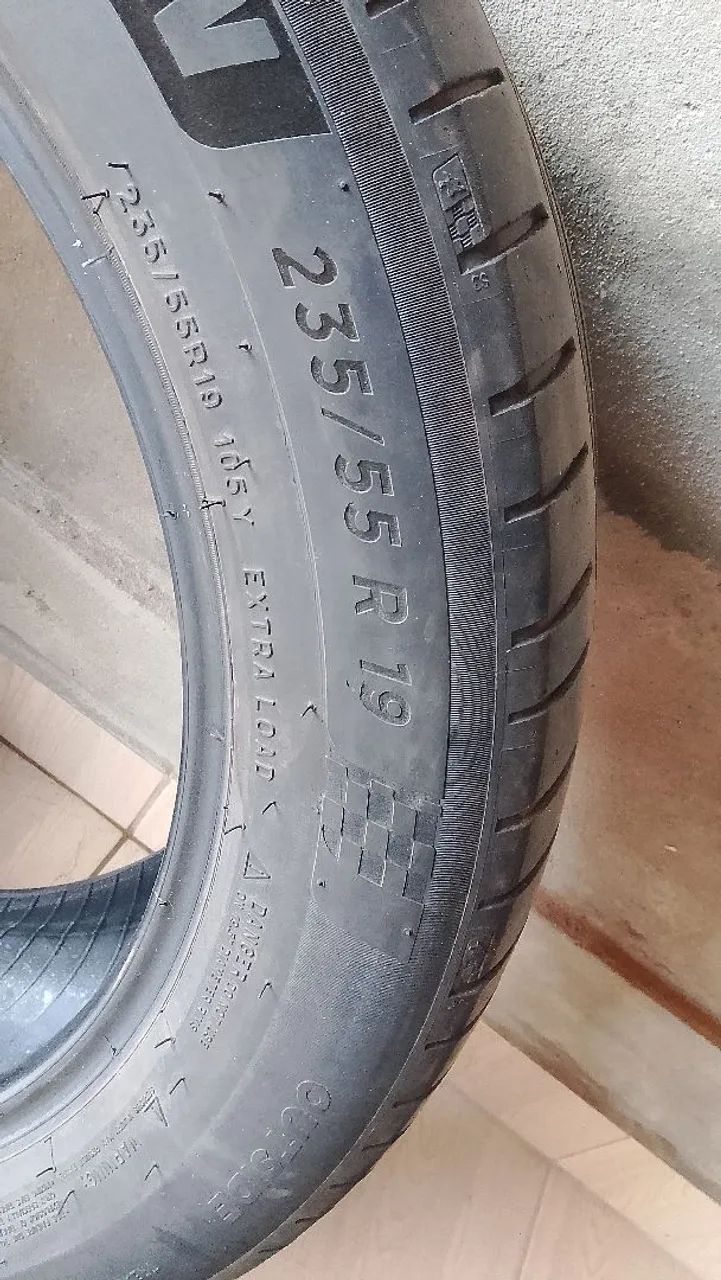 Pneu 235/55R19 Extra Load