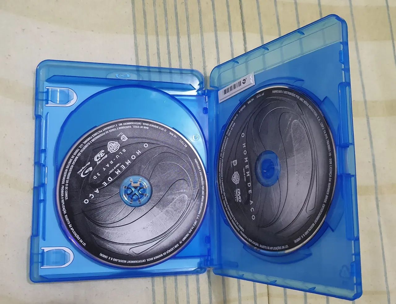 Superman Homem de aço 3D Bluray - Foto 3
