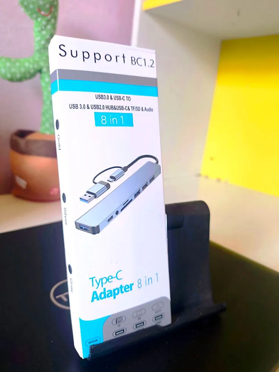 Adaptador Hub 8 em 1  USB - A / USB - C