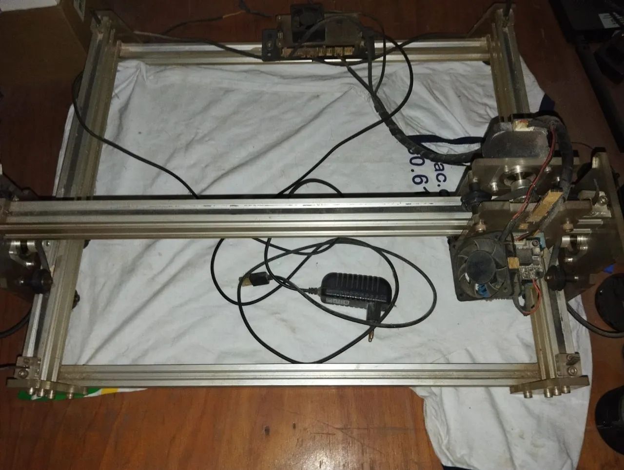 Vendo máquina de corte a laser com defeito  - Foto 2