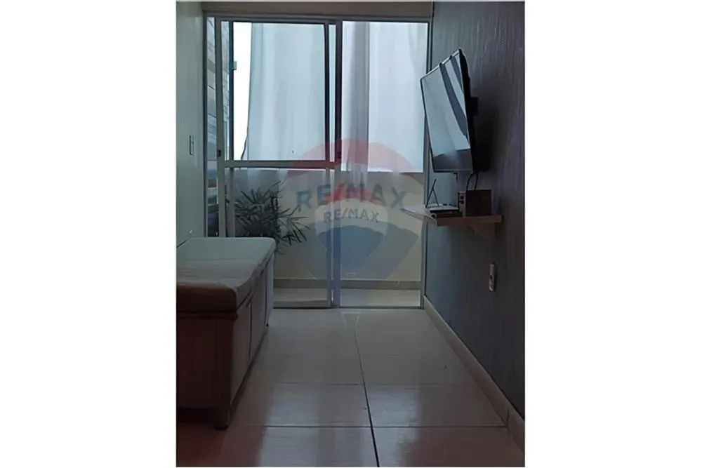 Aluga se Apartamento 2 Quartos com Terraço