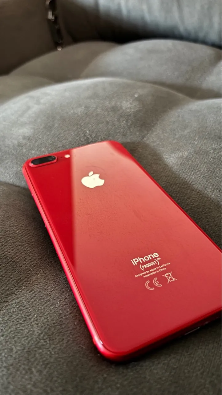 iPhone (PRODUCT)RED 8