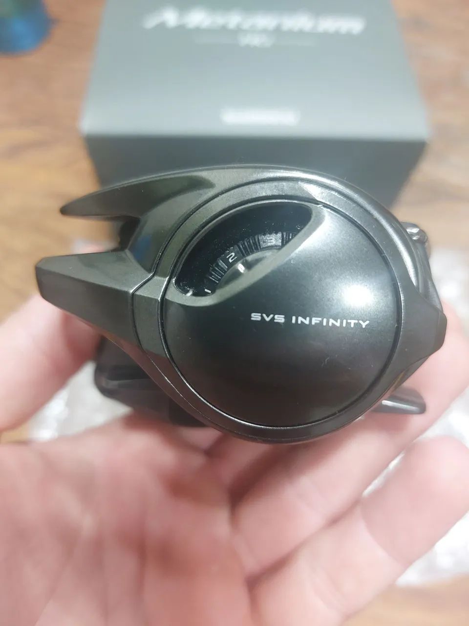 Carretilha Shimano Metanium MGL HG Quase Nova - Foto 2