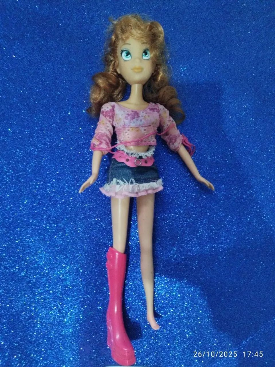 W. I. T. C. H IRMA DOLL IMPORTADA 