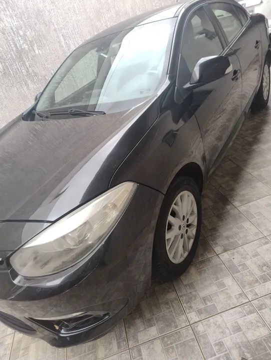 Carro Sedan - Excelente estado - Foto 5