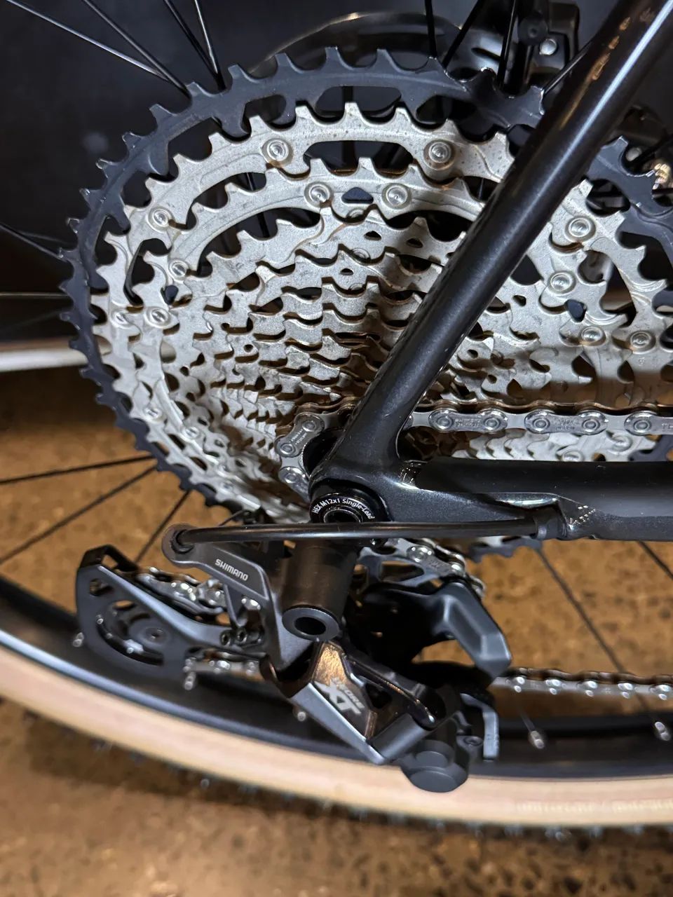 BICICLETA CANNONDALE FSI CARBON 4 TAMANHO 21 ZERO  - Foto 2