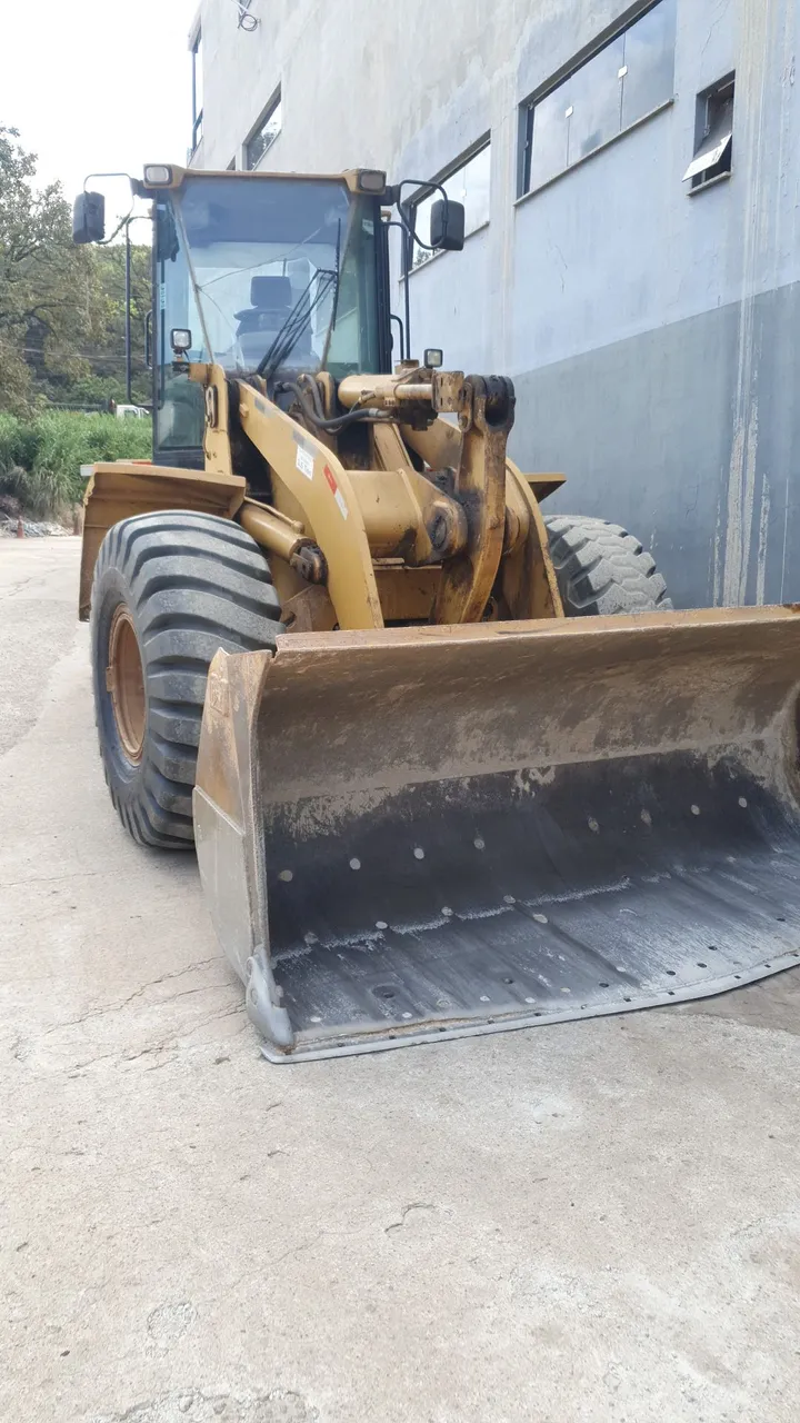 Pá Carregadeira Caterpillar 938g2 ANO 2008 100% OPERACIONAL ACEITO PROPOSTA
