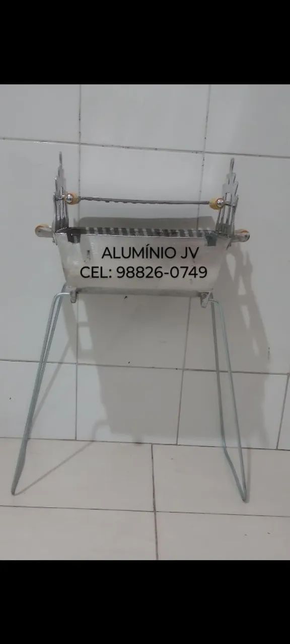 CHURRASQUEIRA GRANDE DE ALUMÍNIO COM SUPORTE LATERAL - Foto 3