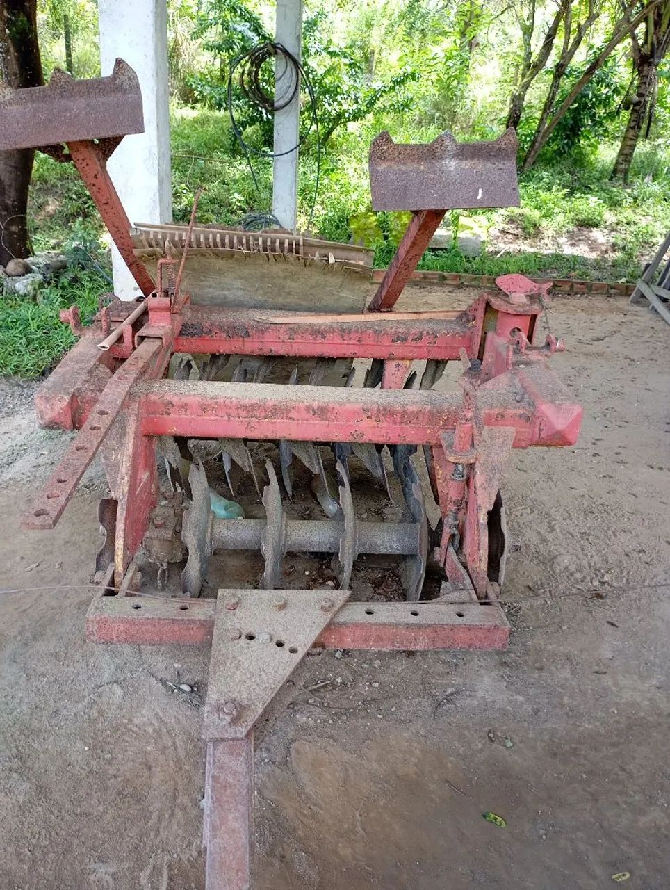 Trator Massey 265, com grade aradora Baldan, ideal para sua atividade no campo  - Foto 3