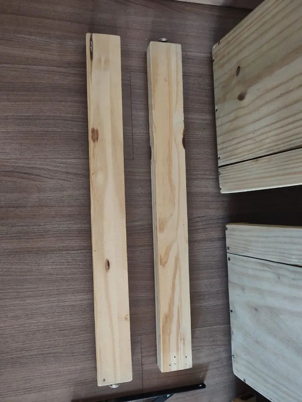 Mesa de Madeira em L para Escritório e Estudo + 3 Prateleiras - Foto 5