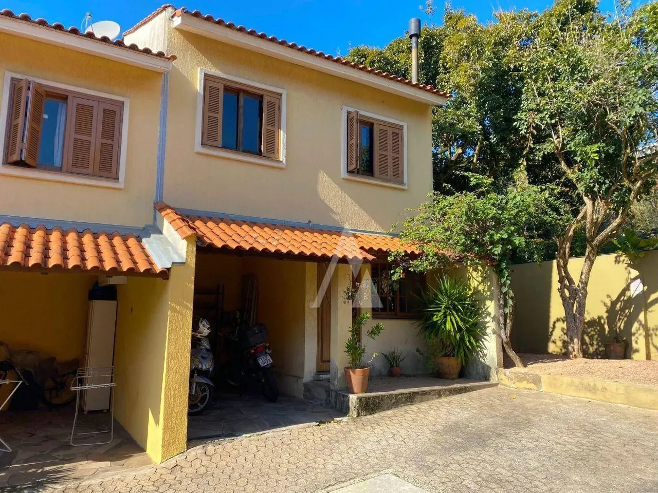 Sobrado com 3 dormitórios à venda, 57 m² por R$ 378.700,00 - Partenon - Porto Alegre/RS