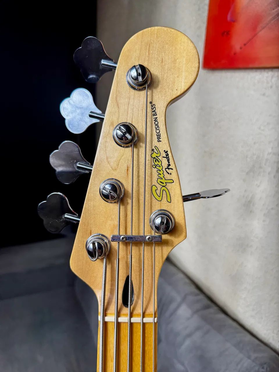 Baixo Squier fender Precision Modified 5 cordas raro candy red  - Foto 3