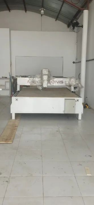 CNC ROUTER