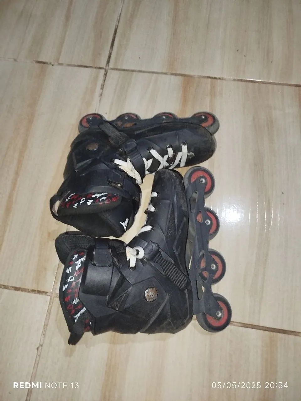 Patins Inline revolt- Tamanho 39 - Foto 2