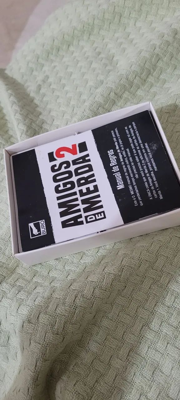 Amigos de Merda 2 - Jogo de Cartas - Foto 3