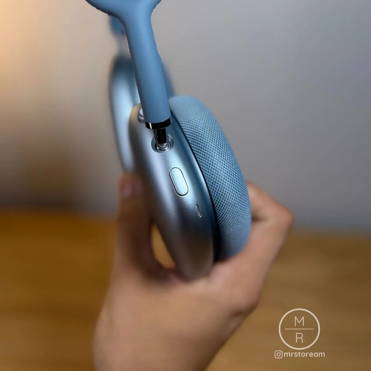 AirPods Max Azul / Garantia pela Apple até 06/06/26 / 18x no