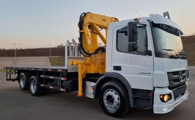 Mercedes-Benz 2426 2015 Munck.