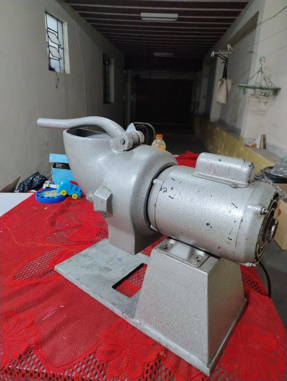 Ralador de queijo e presunto industrial, motor grande potente, - Foto 3
