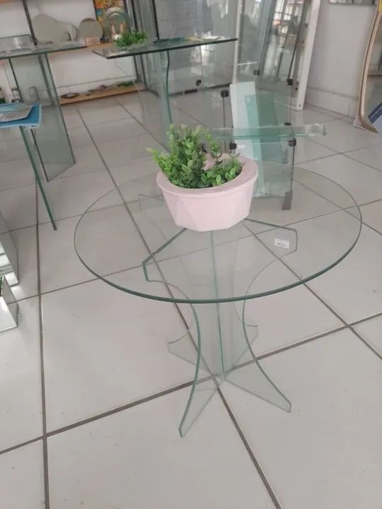Mesa de cento de vidro