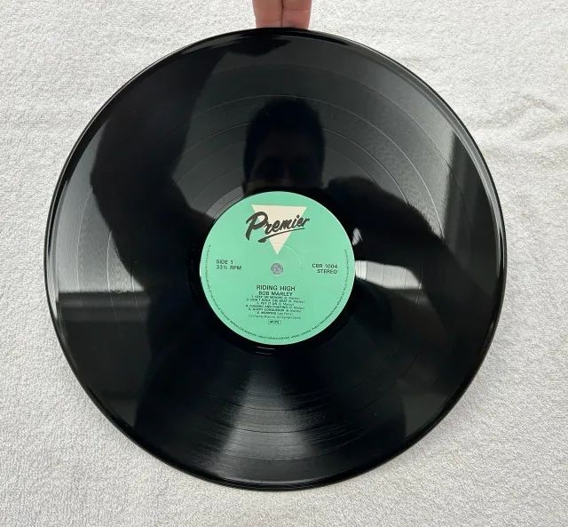Disco de Vinil Bob Marley - Riding High - Importado - Foto 3