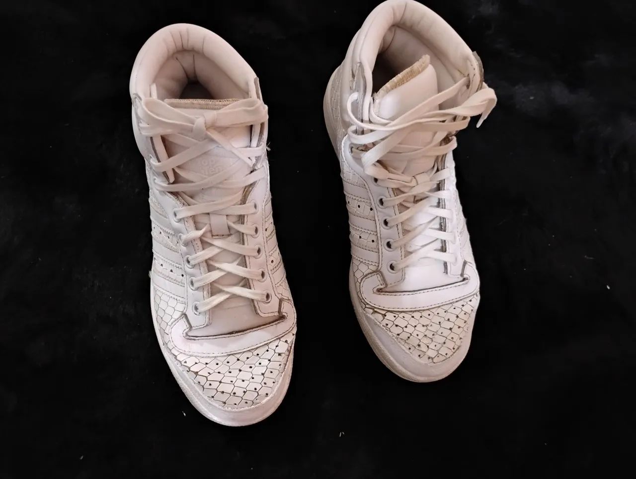 Tênis Adidas Branco cano alto 