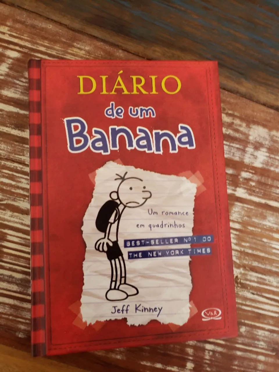 Livro "Diário de Um Banana" número 1