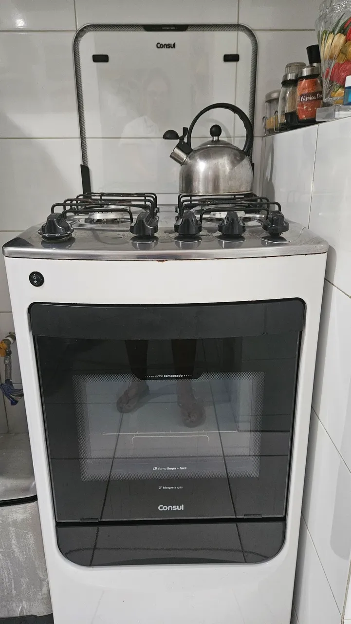 Fogão Consul 4 bocas com forno