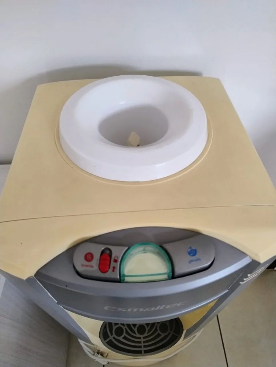 Bebedouro com espaço refrigerado - Foto 2