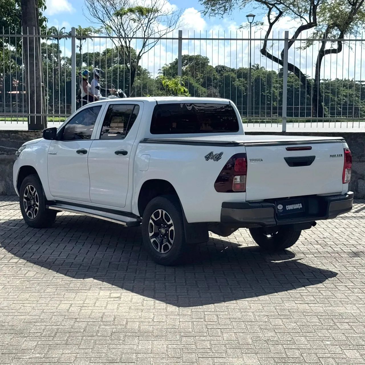 Hilux CD 4x4 Manual Impecável! - Foto 4