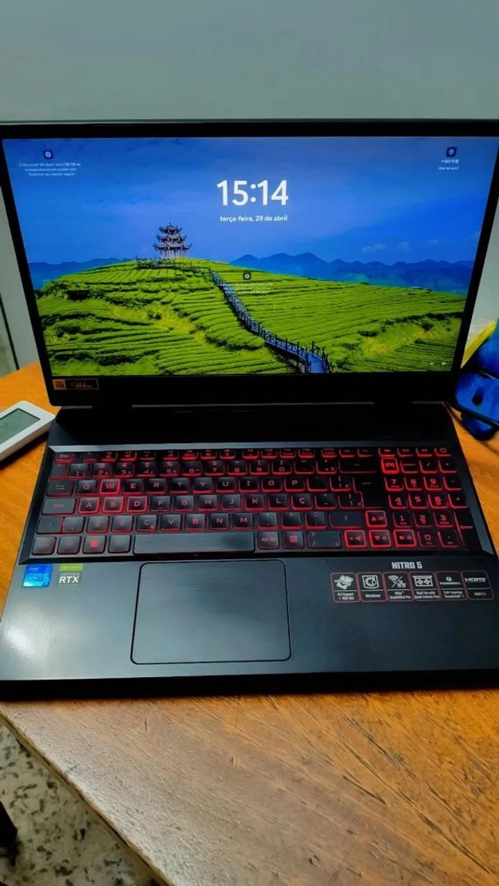 Notebook nitro 5 Passo cartão com taxa por sua conta.