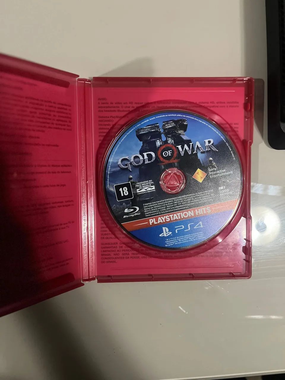 Vendo Ps4 usado + God of War (brinde) - Foto 3