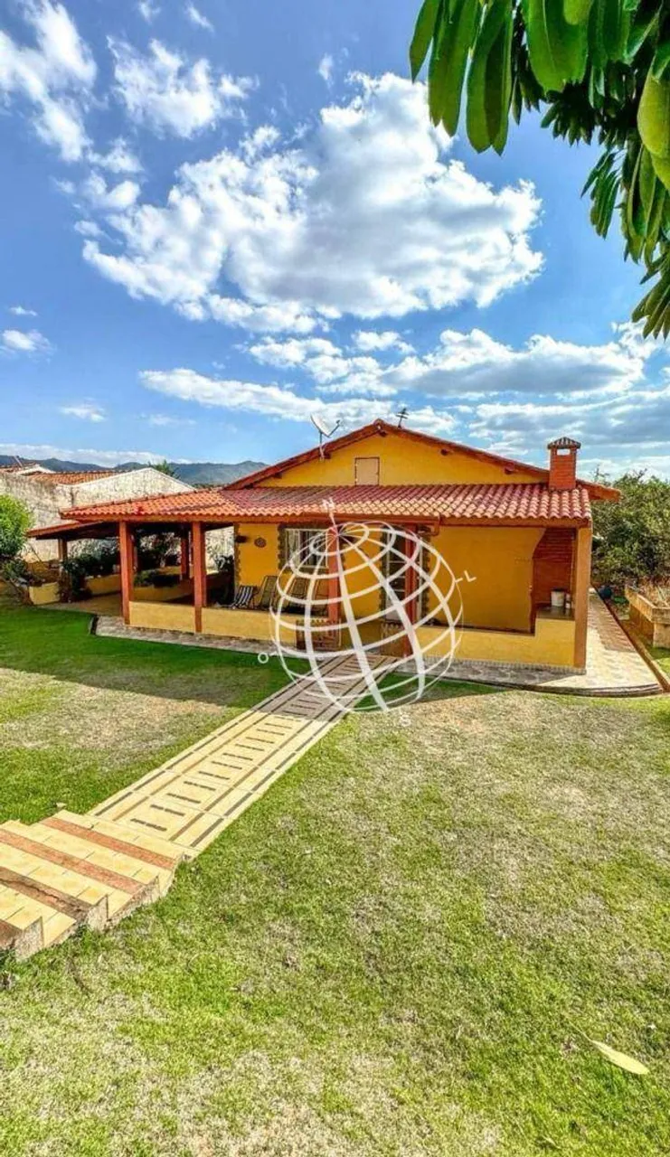 Casa com 4 dormitórios à venda, 264 m² por R$ 790.000,00 - Country Residencial Félix - Bom