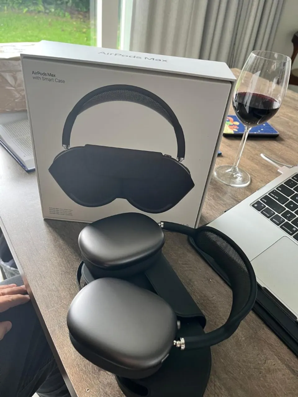 Air PODs Max pouco usado