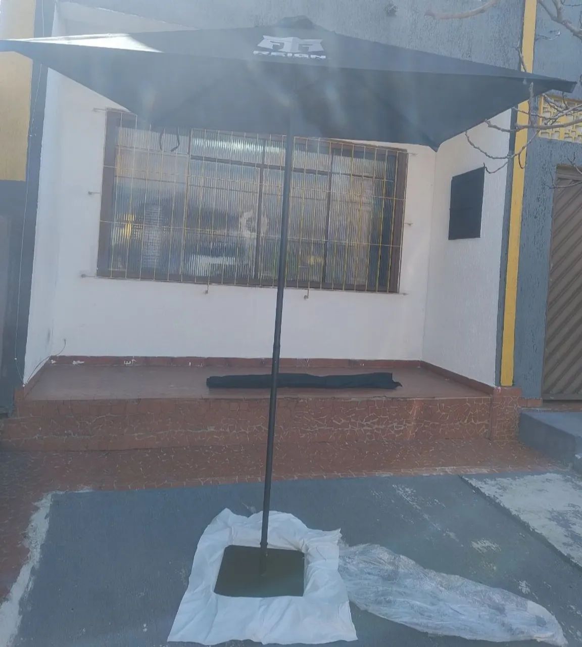 Sombreiro Grande Novo 