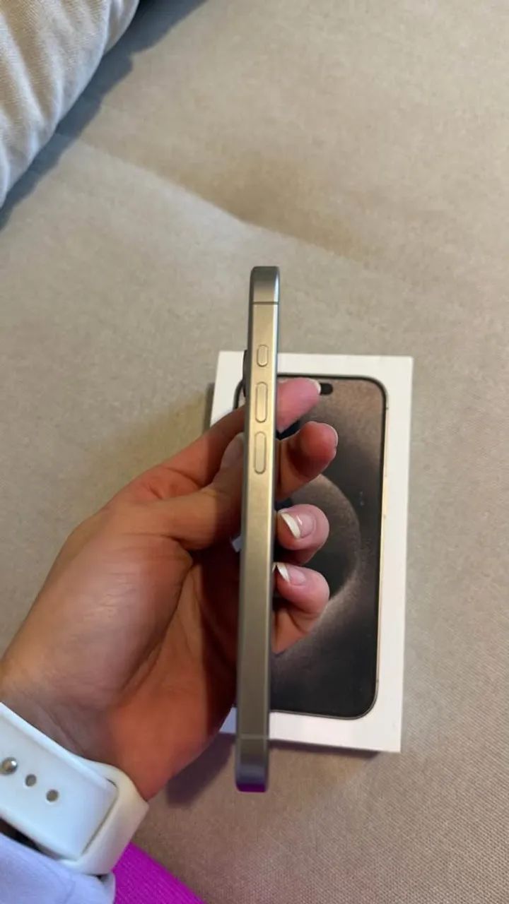Vendo iPhone 15 Pro 256 GB - Excelente estado - Foto 3