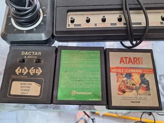 Atari Cce com 2 controles e jogos - Foto 2