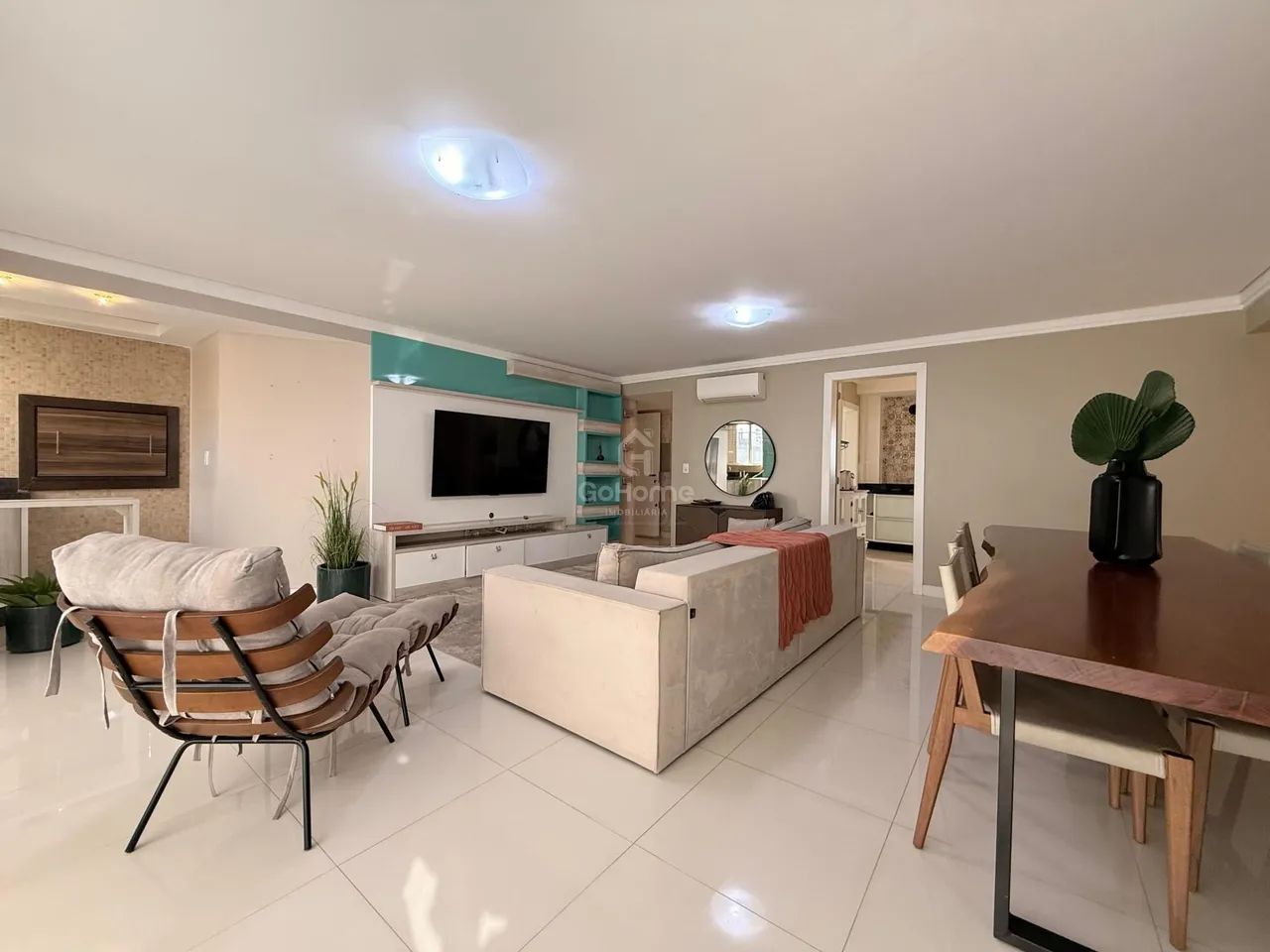 Apartamento Mobiliado com Piscina Aquecida e 3 Quartos no Centro de Chapecó SC - Foto 2