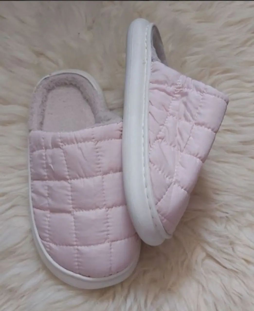 Novo chinelo com pelo 38 - Foto 4