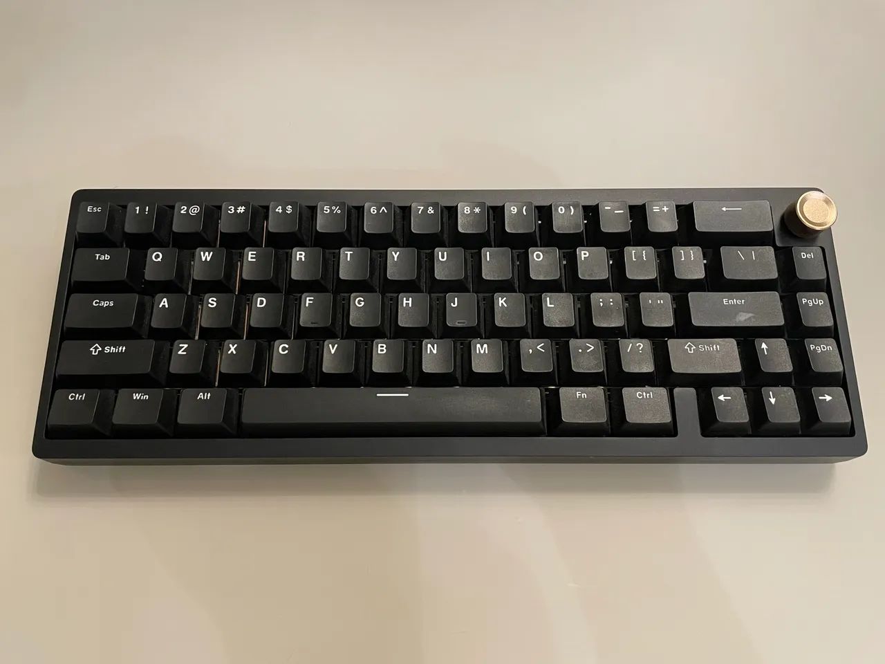 Teclado Womier SK65 - Foto 4
